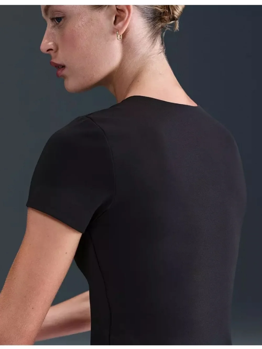 Nike Form Top Stealth Evaporation In Black, NWT